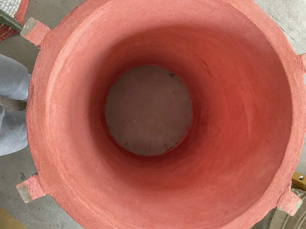 تقوم أفران الحث باختيار وبناء مواد حرارية مثالية Induction Furnaces Select and Construct Perfect Refractory Materials