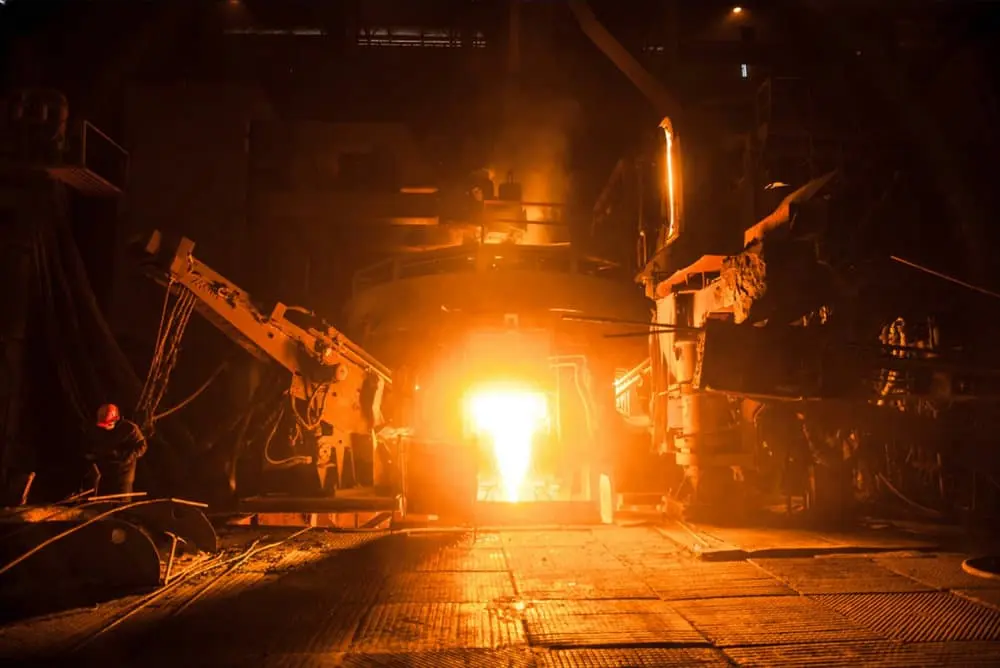 Определяет жизнь или смерть футеровки